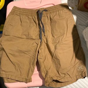 men’s khaki vans shorts